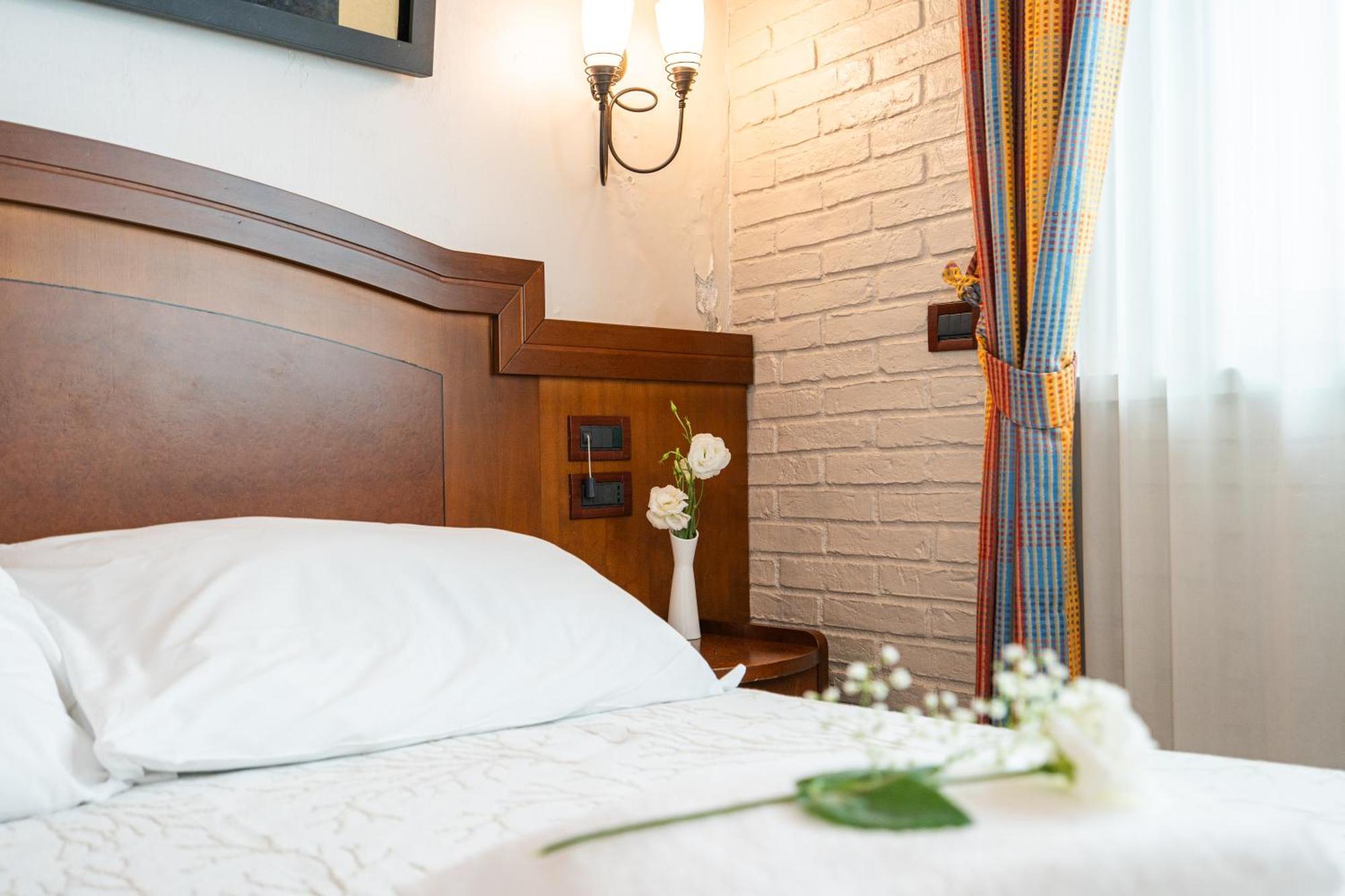 Art Santa Lucia Hotel 4*
