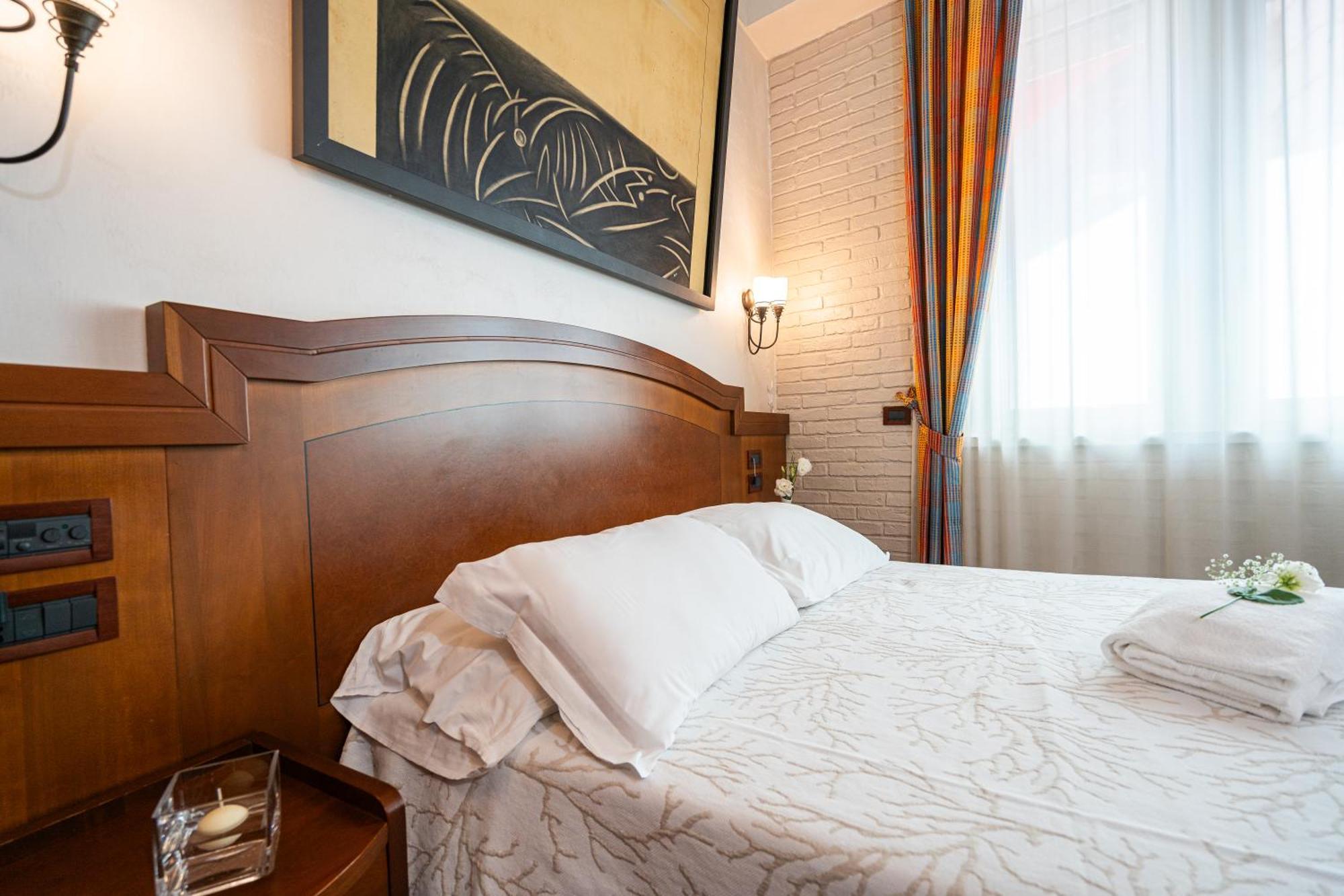 Hotel Art Santa Lucia 4*