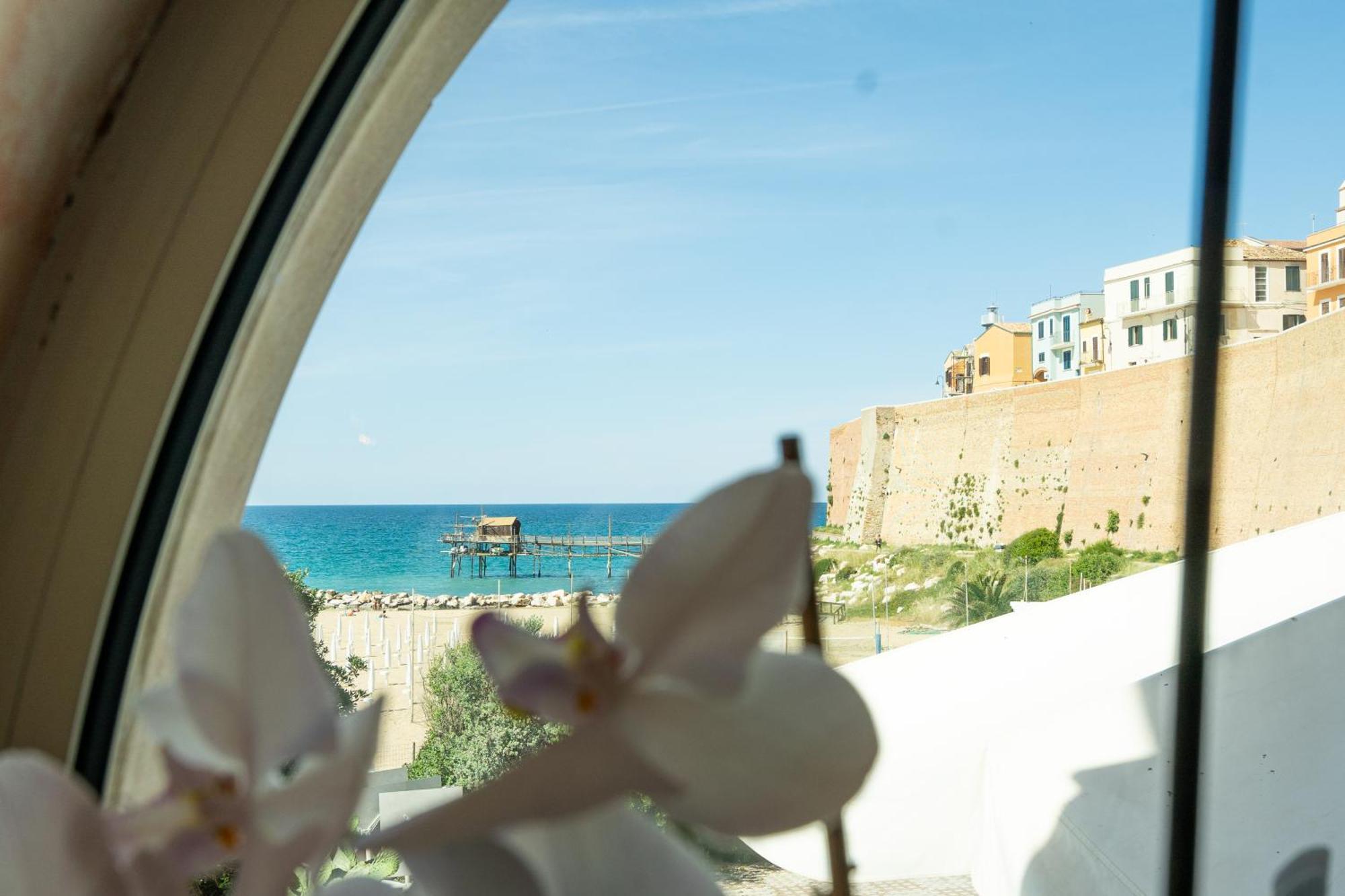 Art Santa Lucia Hotel 4*