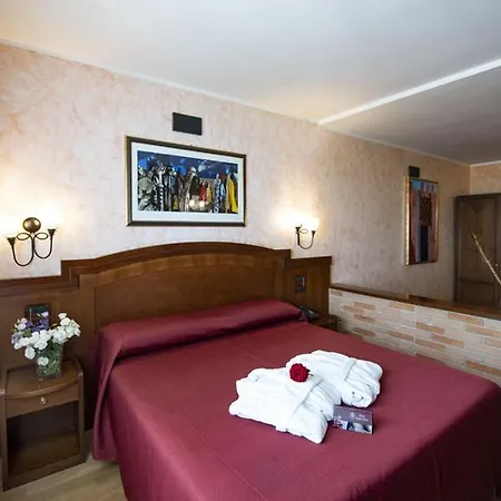 Art Hotel Santa Lucia Termoli Extérieur photo